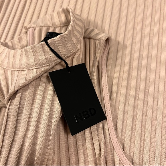 NWT NBD Ribbed Bodycon Cutout Back Dress Sz S - Picture 4 of 12